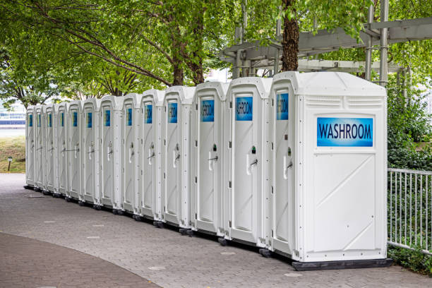 Best Luxury portable toilet rental  in Manhattan, KS